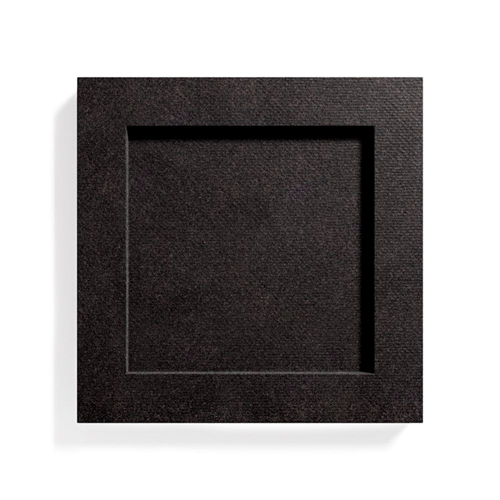 mörkgrå väggabsorbent i form av fyrkant