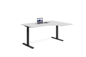 Hörnskrivbord för höger hörn med justerbart stativ för en ergonomisk arbetsställning.